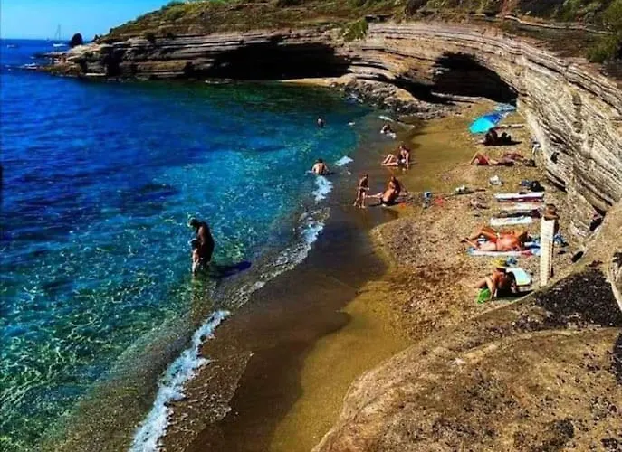 Cap D'agde Méditerranée 4 Pers Piscine Rdc Parking Gratuit Agde